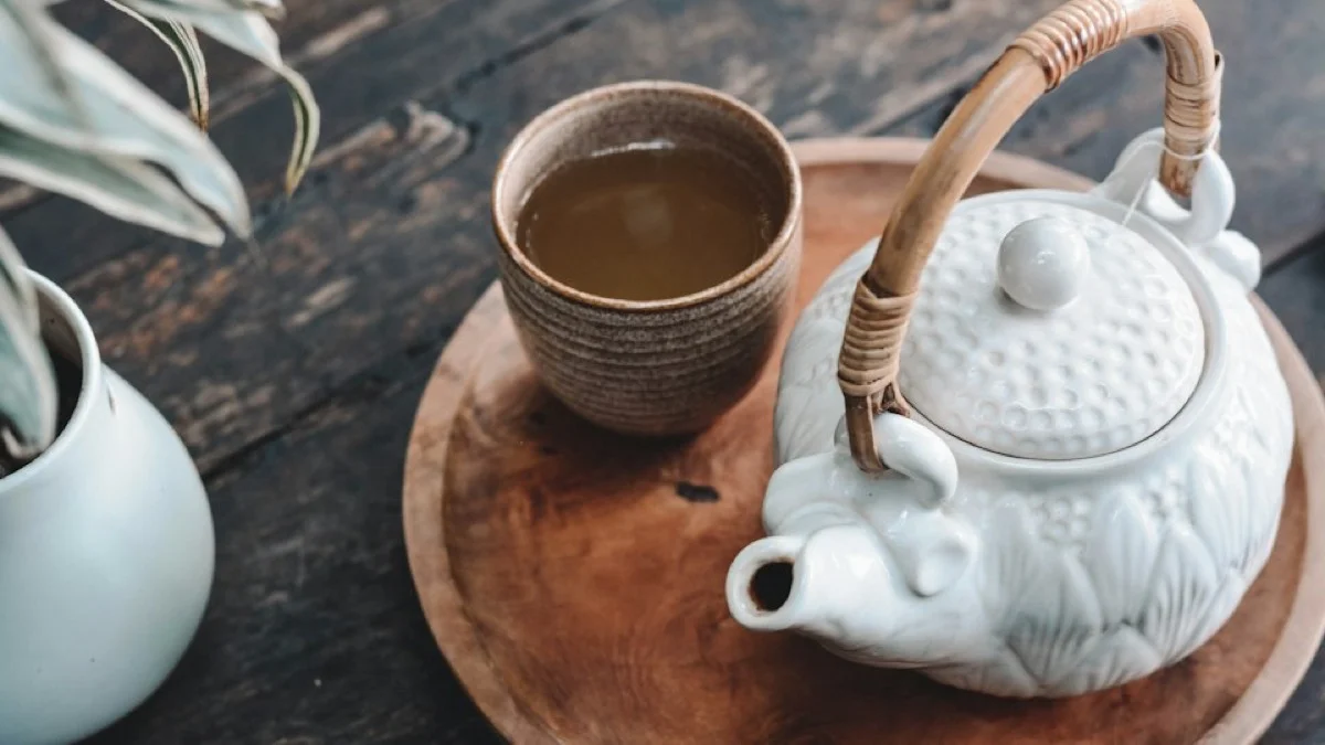 四季饮茶建议：春绿夏青秋冬红